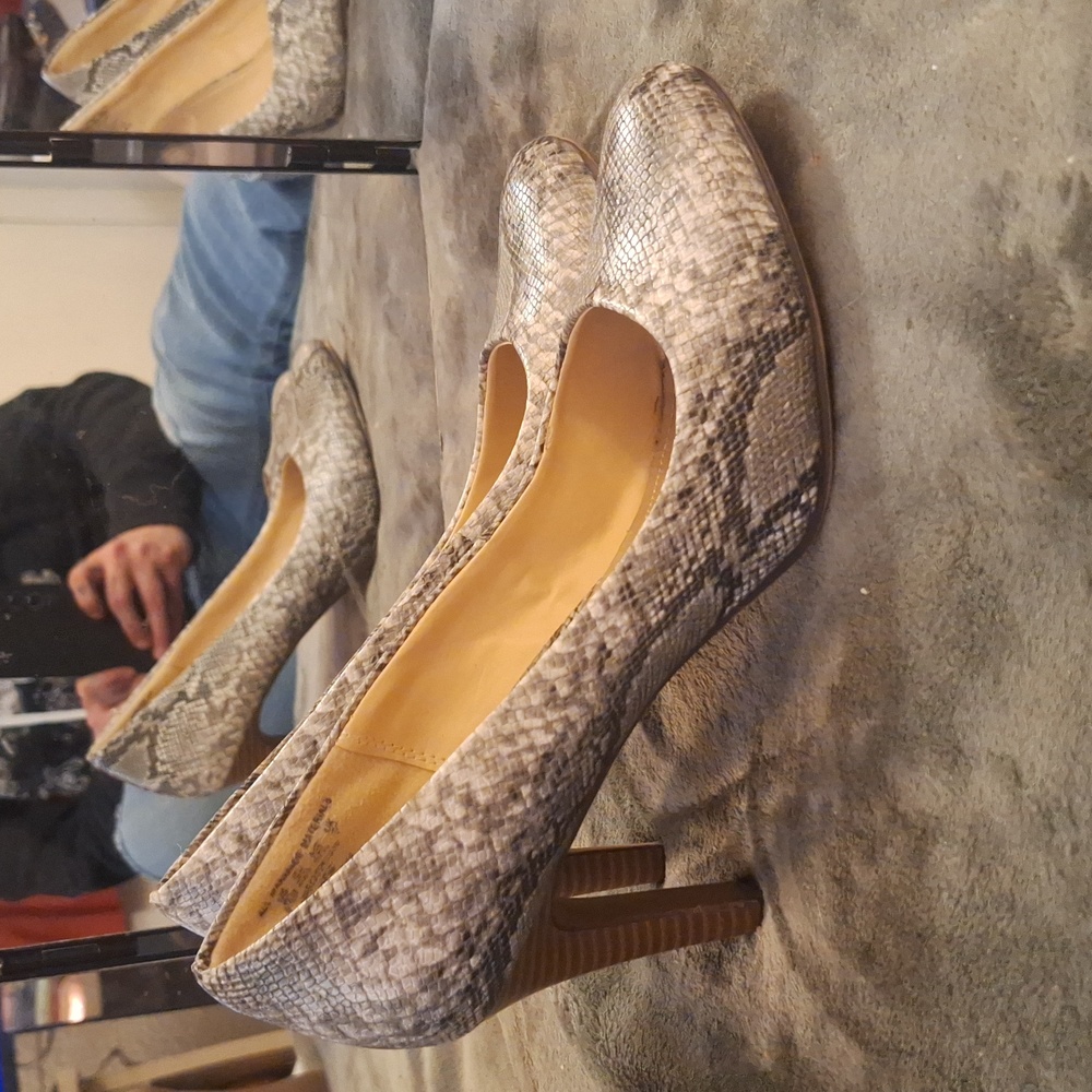 Grey snake skin heels size 8.5